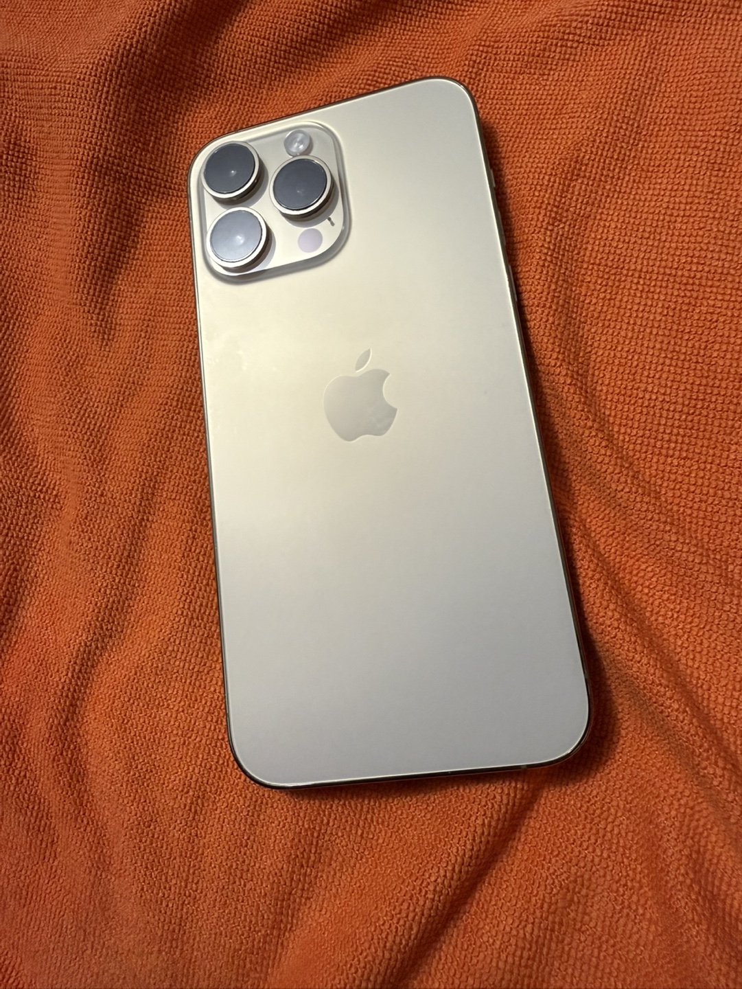 iPhone 14 Pro Max Gold 128GB - photo 2