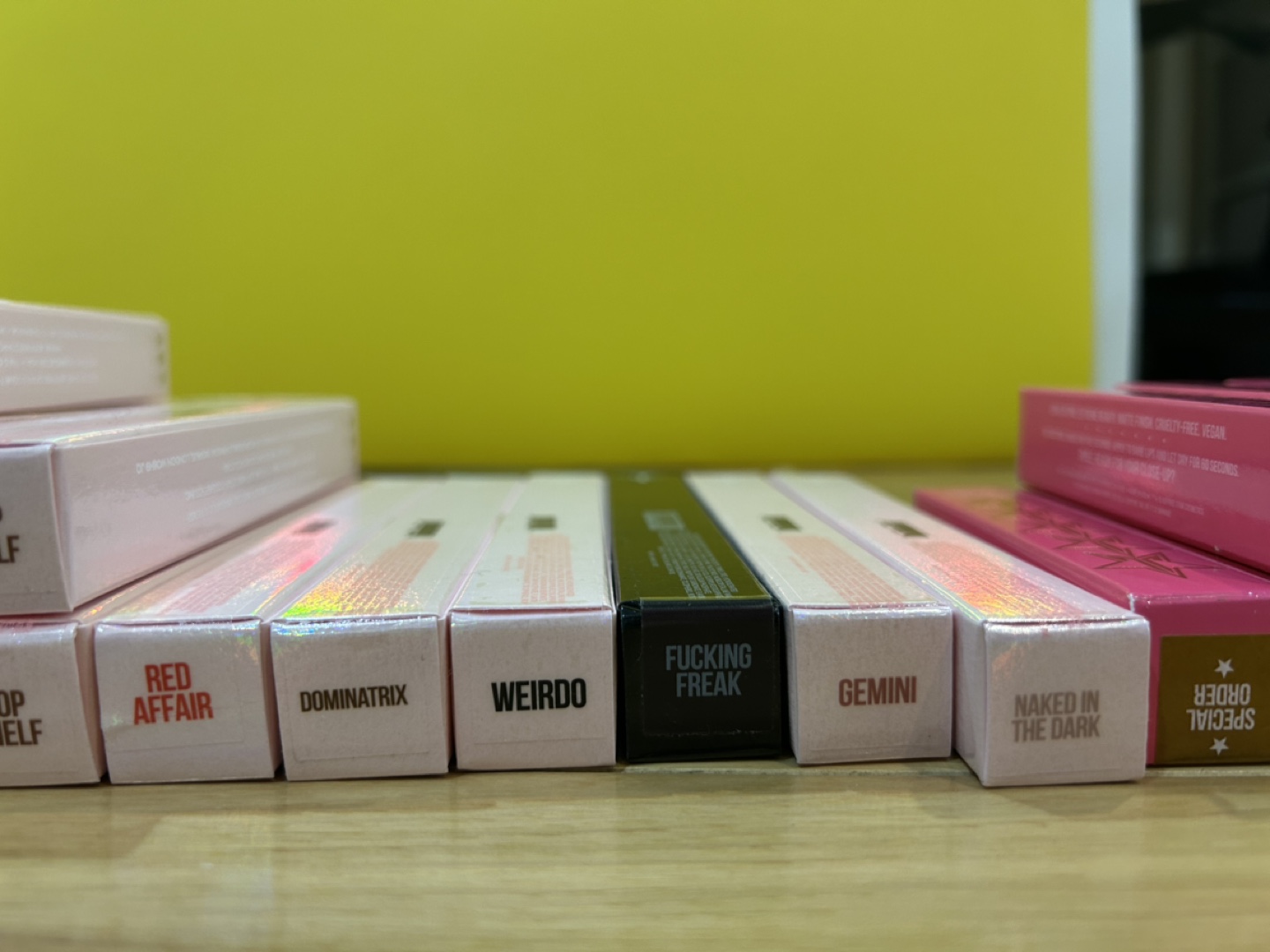 Jeffree star cosmetics full pigment lip gloss - photo 4