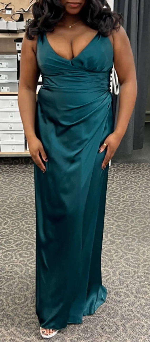 Emerald Green Cocktail Dress thumbnail