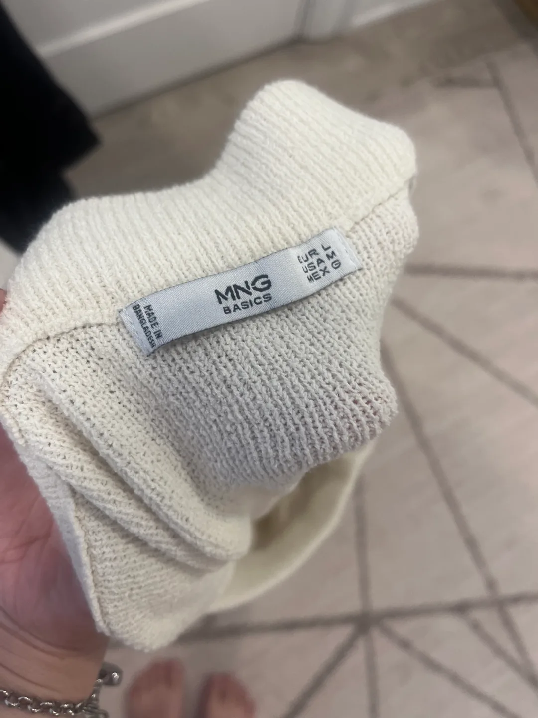 Mango White Knit Skirt image indicator(2)