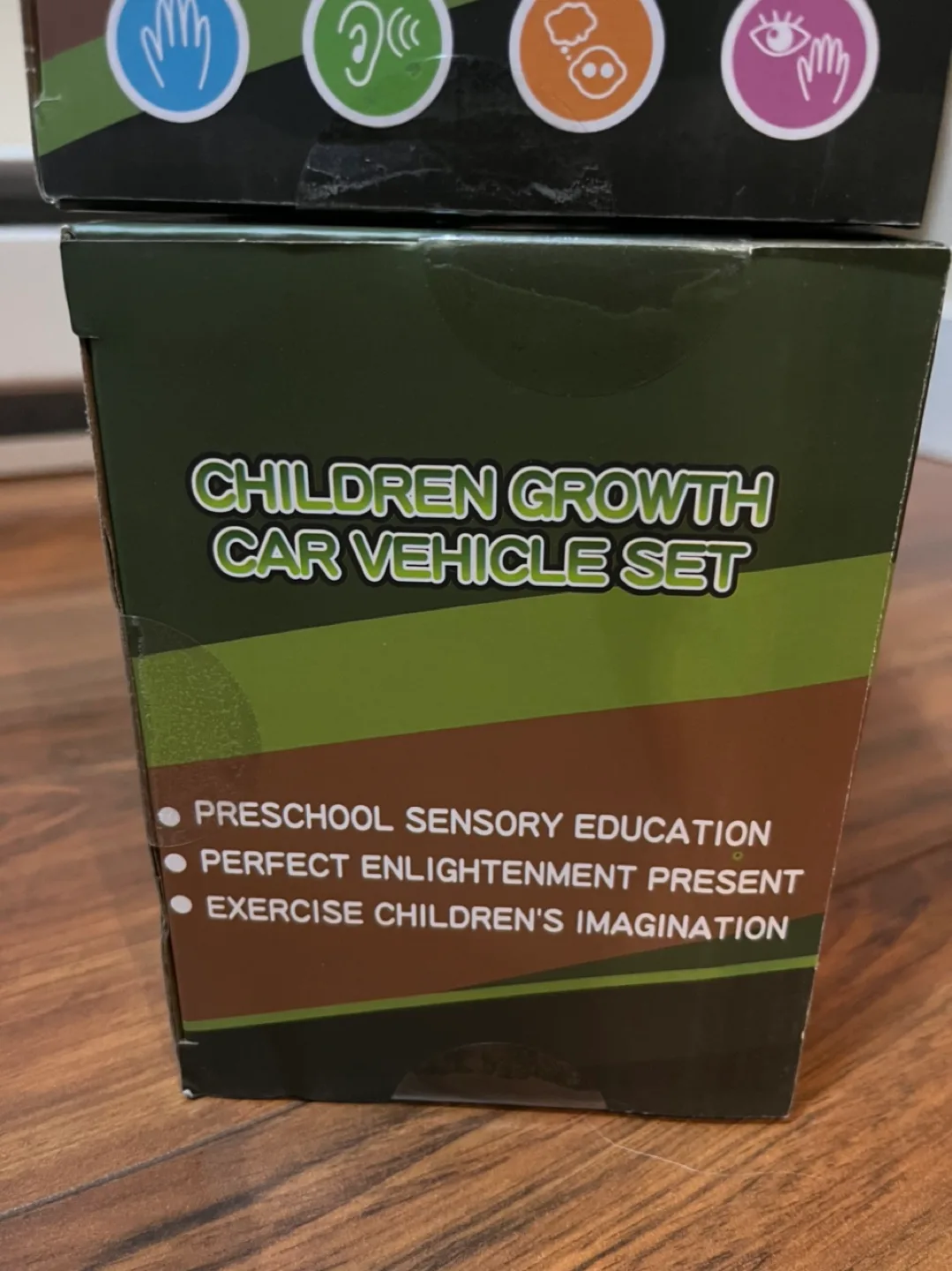 Dinosaur toy trucks set image indicator(9)