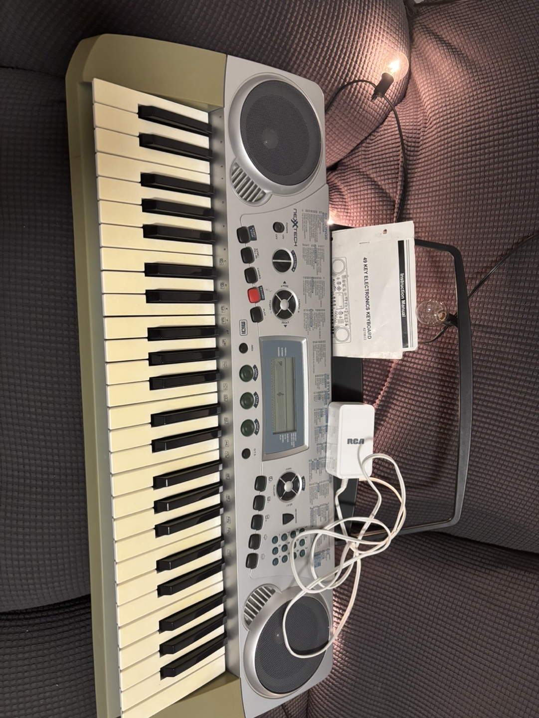 61 Key Electronic Keyboard