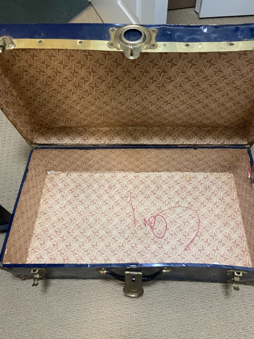 Vintage Blue Metal Suitcase - photo 2