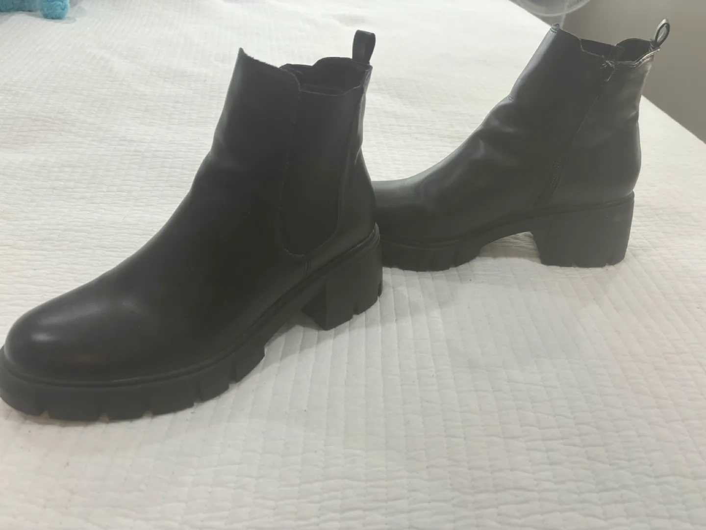 Black Ankle Boots thumbnail