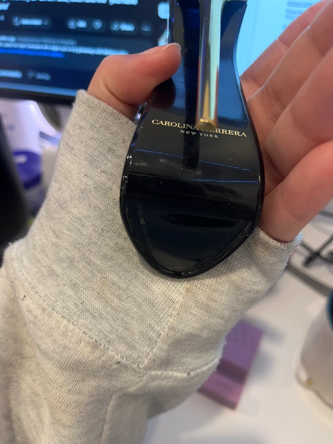 Carolina Herrera Good Girl Perfume image indicator(2)