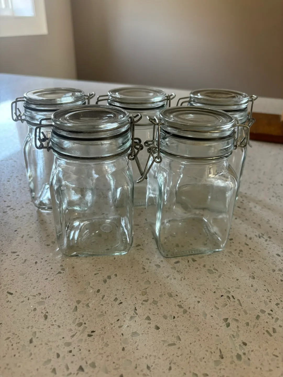 Set of 6 Glass Jars with Lids thumbnail