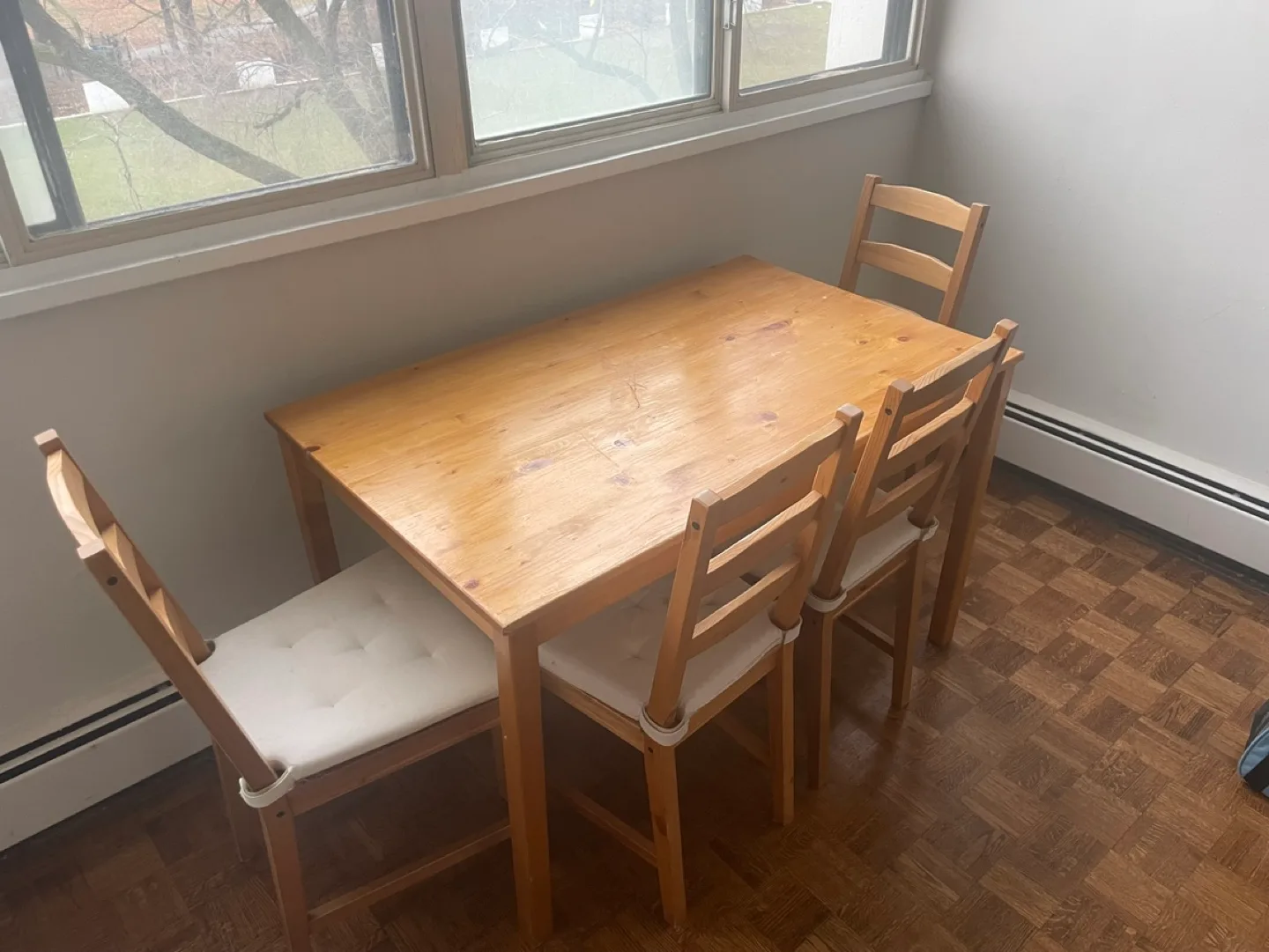 IKEA INGO/IVAR Dining Table & Chairs image indicator(3)