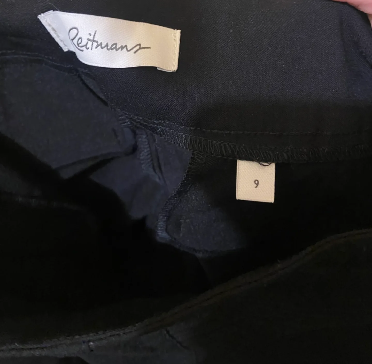 Reitmans Women’s pants size 9 image indicator(5)