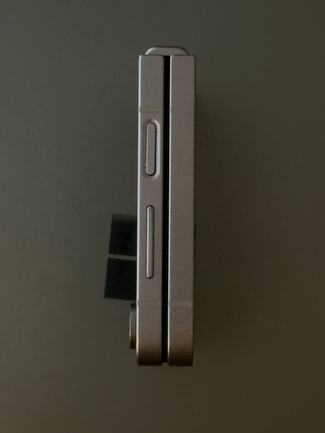 Samsung Galaxy Z Flip 6 - photo 2