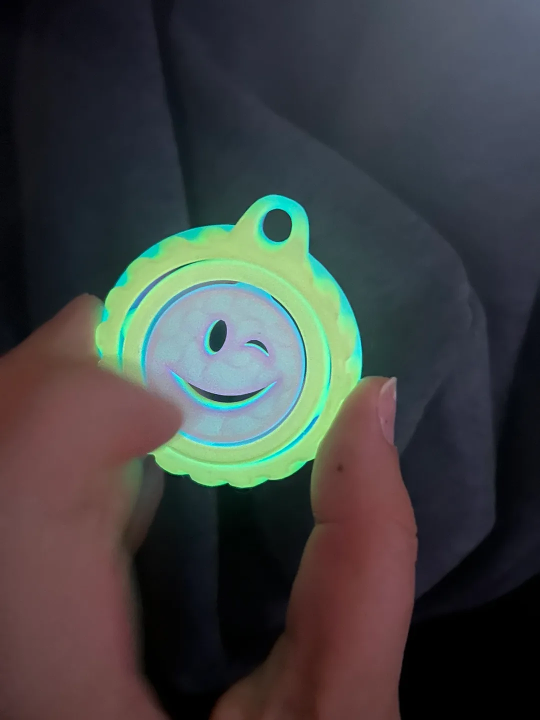 Fidget - Glow in dark  Rainbow (autism, ADHD) image indicator(4)