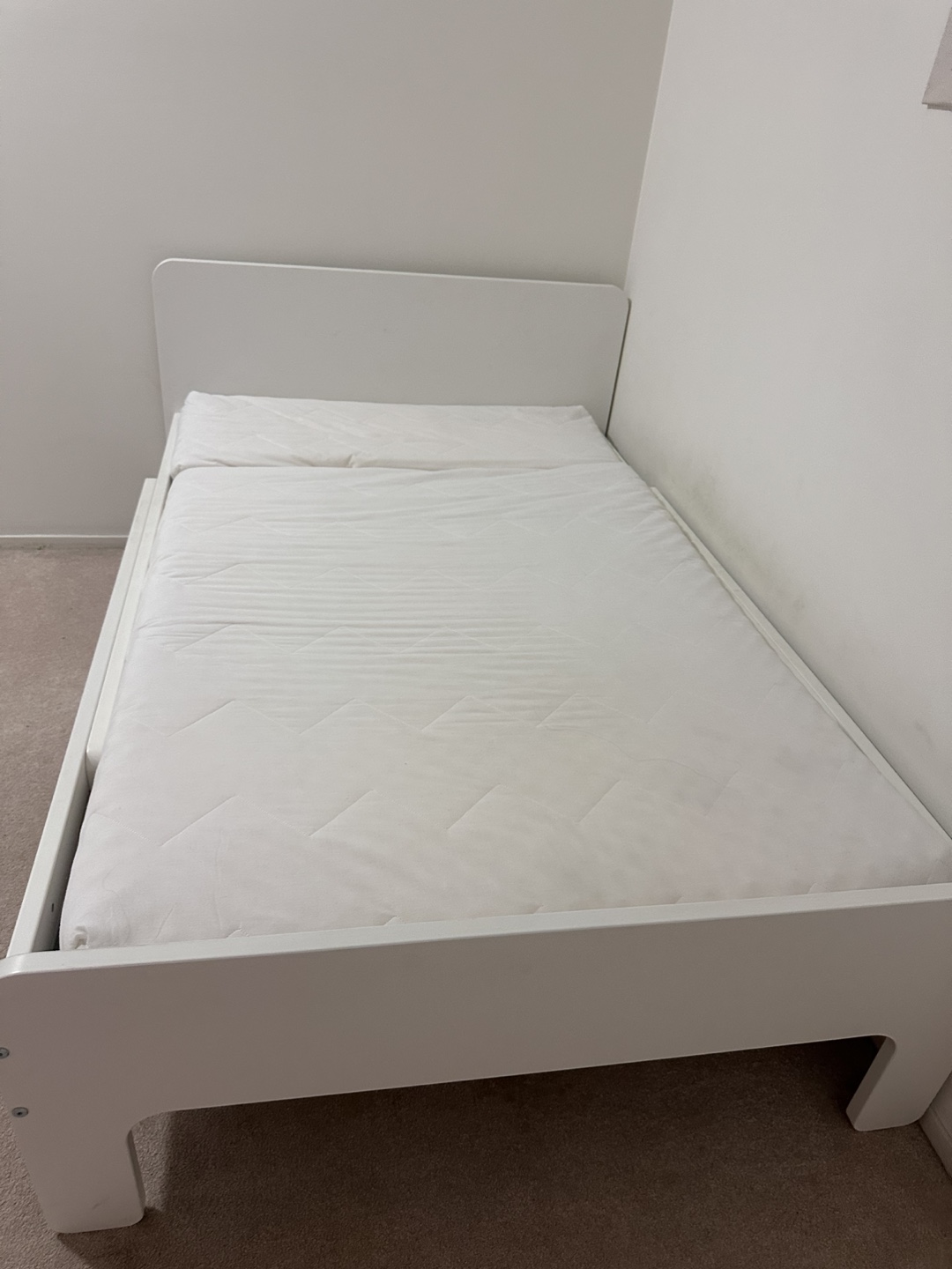 IKEA SLÄKT Bed Frame with mattress