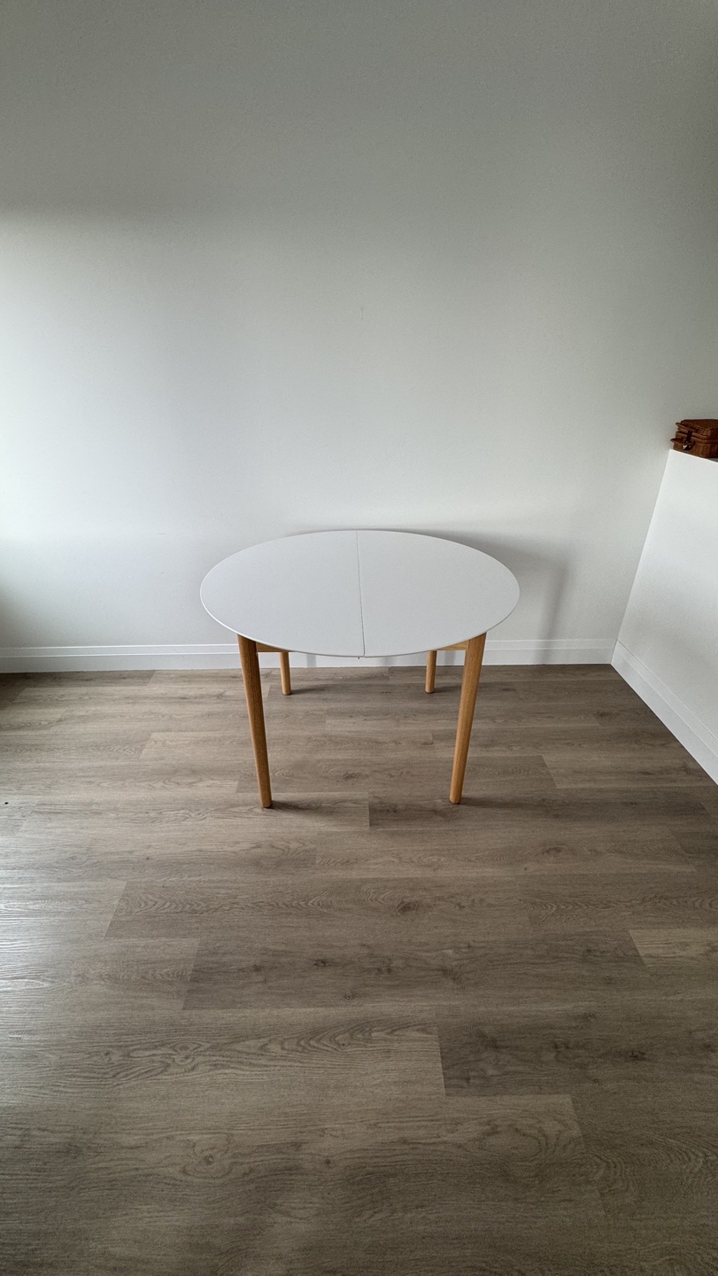 White Dining Table and Chairs Set - photo 3