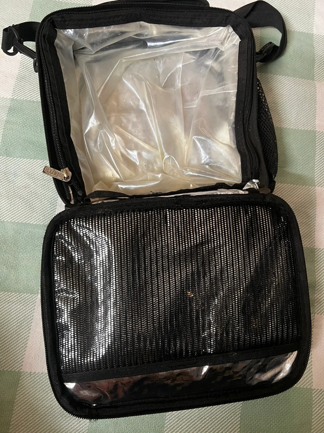 Roots Lunch Bag image indicator(3)