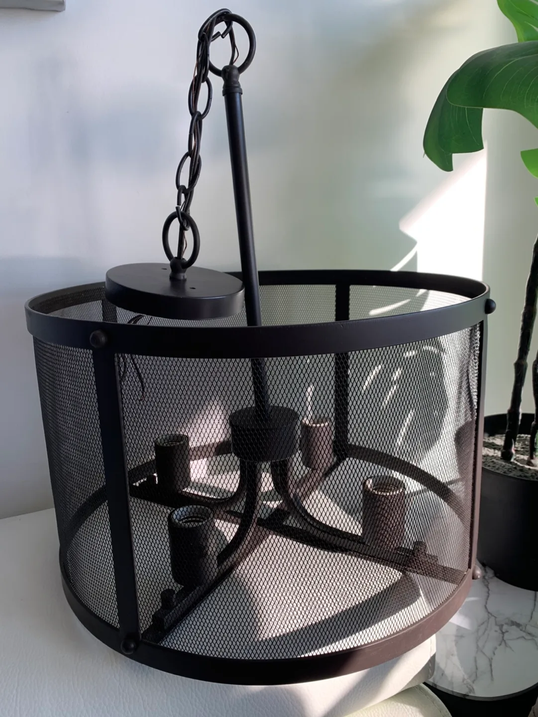 Hanging chandelier image indicator(3)