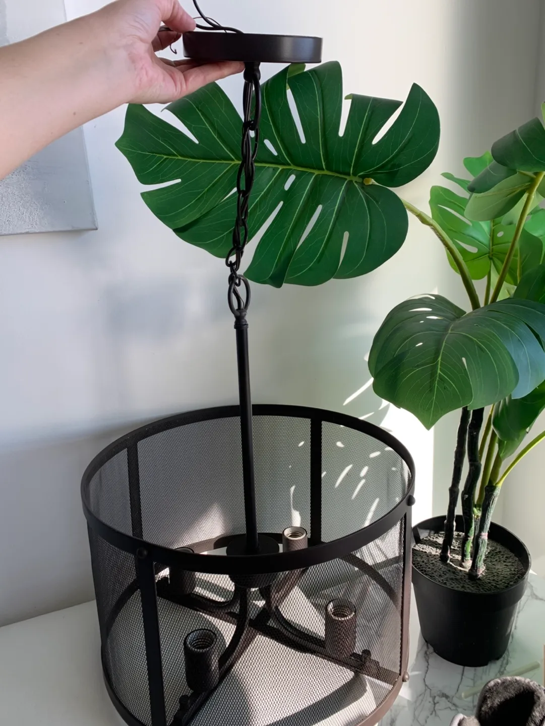 Hanging chandelier image indicator(5)