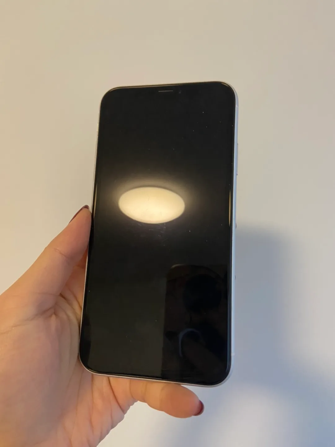 iPhone XR 64GB, Unlocked, 94% Battery Health image indicator(4)