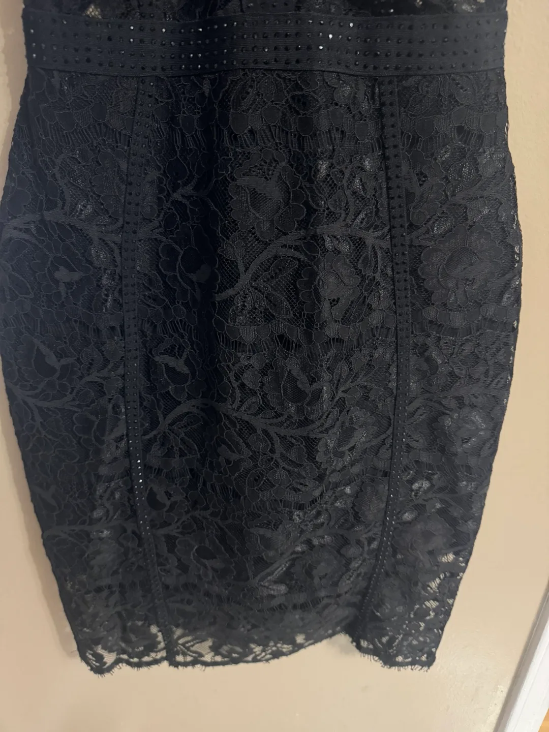 Black Lace Halter Dress image indicator(4)