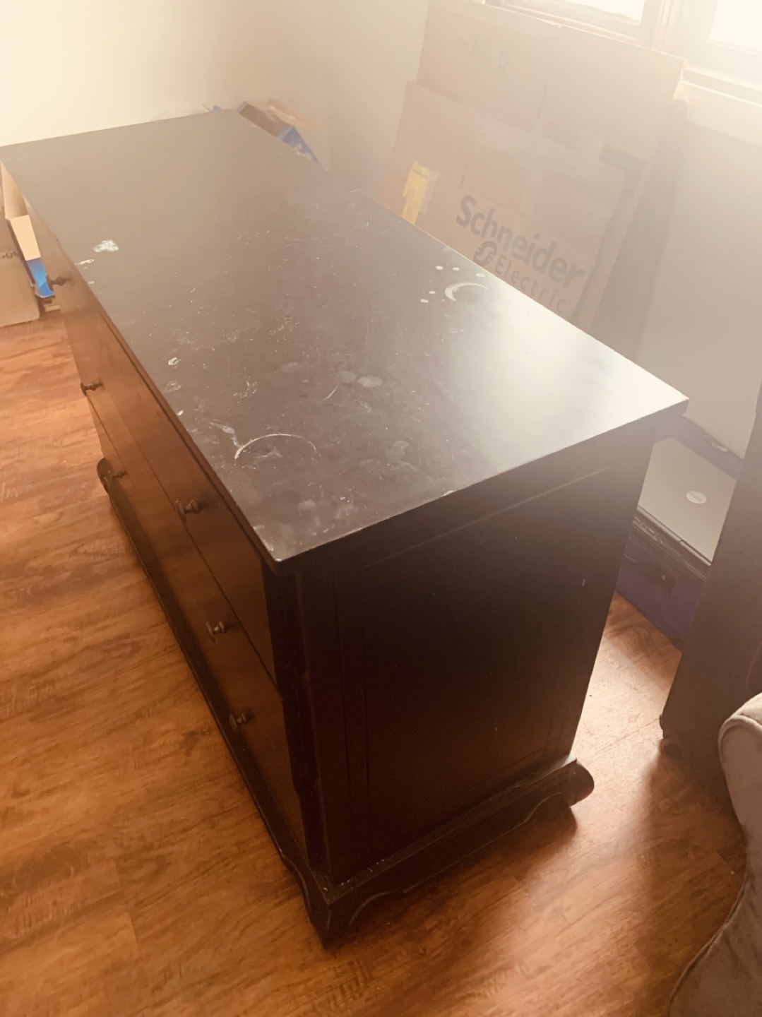 Black wooden dresser with three drawers - photo 2
