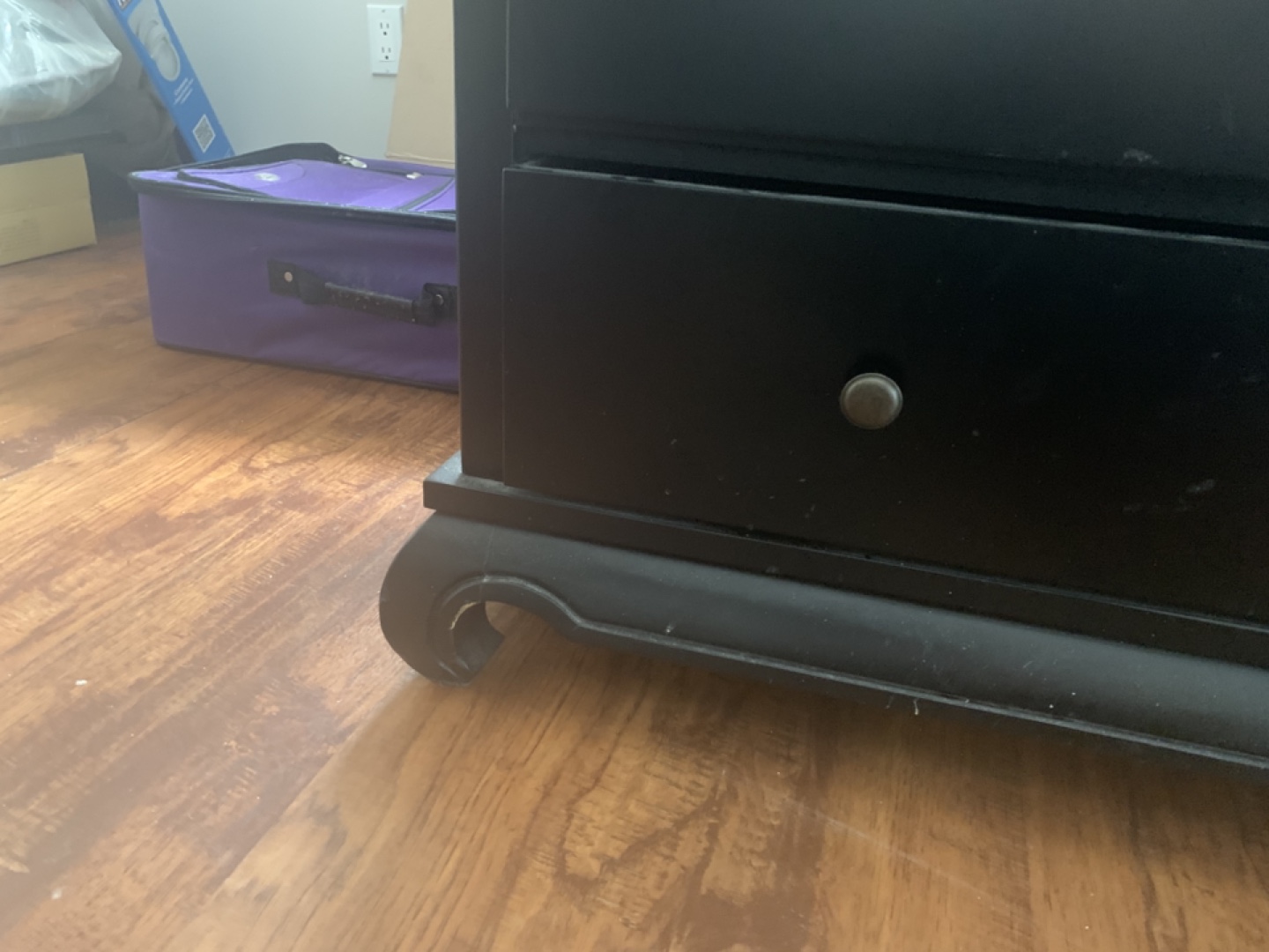 Black wooden dresser with three drawers - photo 3