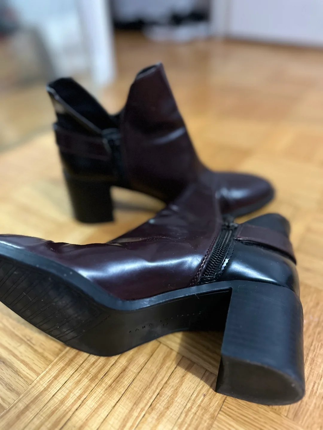 Zara Burgundy Ankle Boots image indicator(3)