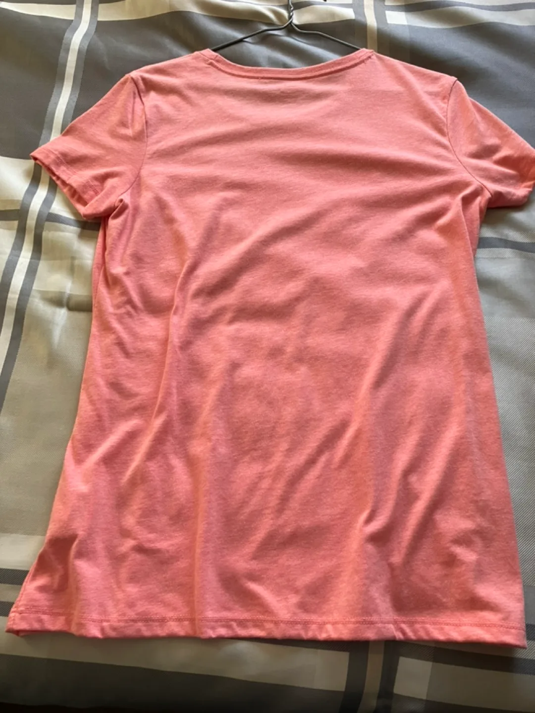 Old Navy Men’s small t-shirt image indicator(3)