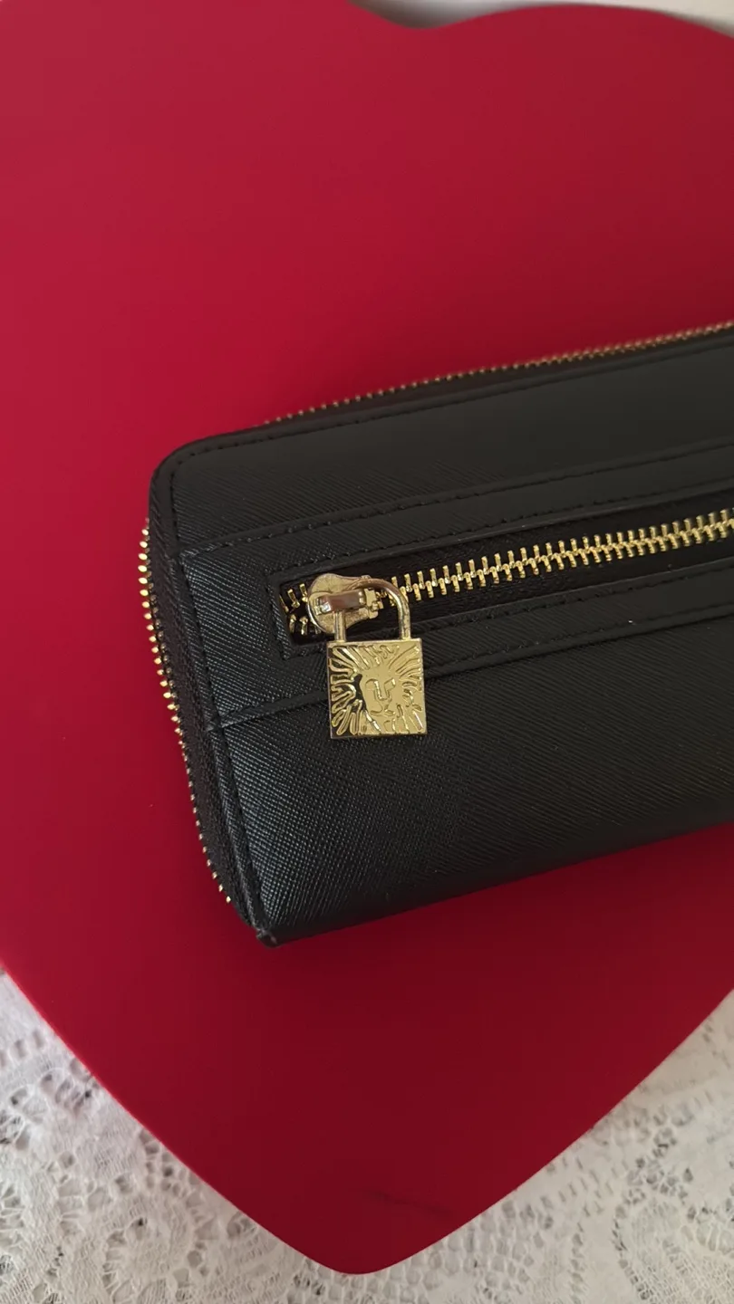 Anne Klein Zip Around Women’s Wallet image indicator(5)