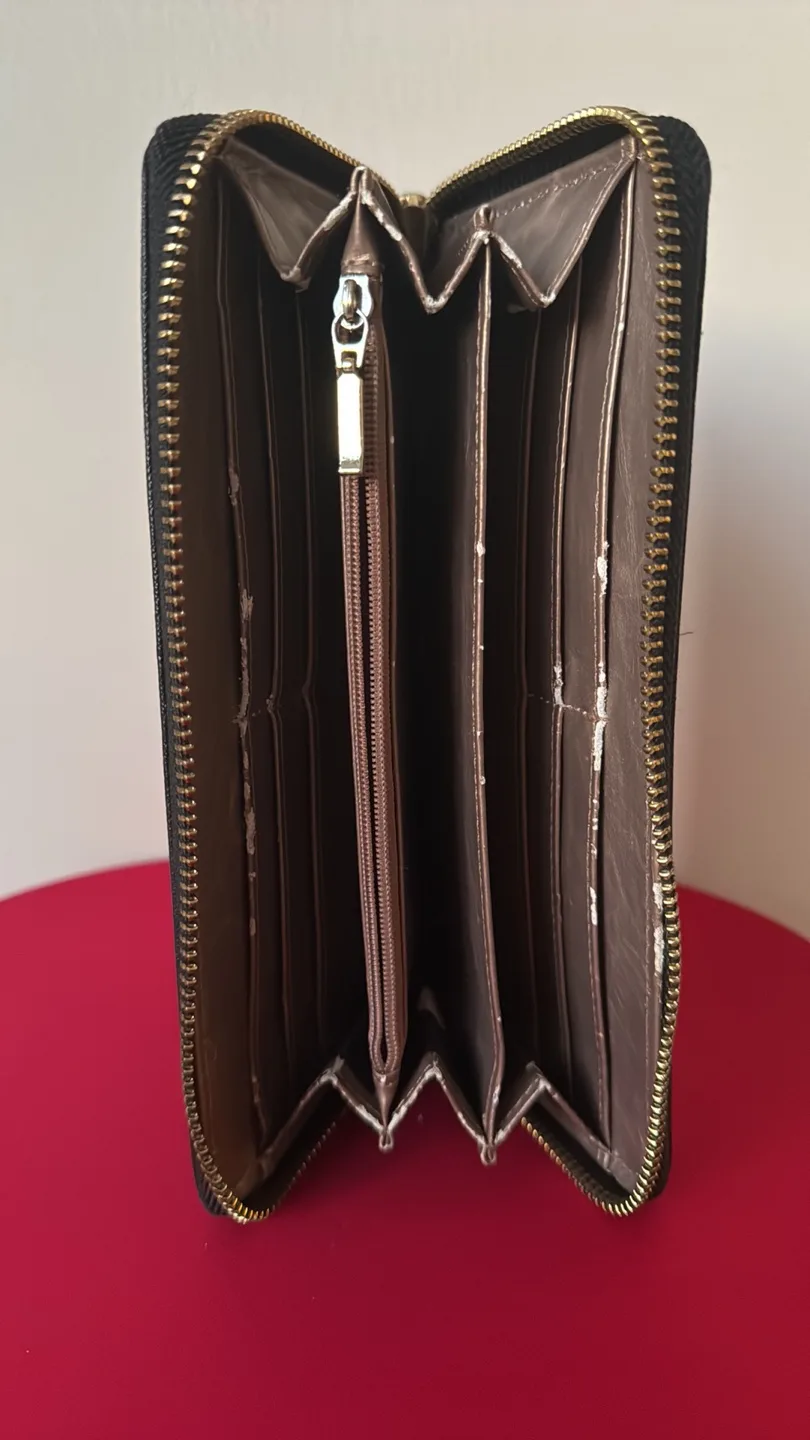 Anne Klein Zip Around Women’s Wallet image indicator(7)