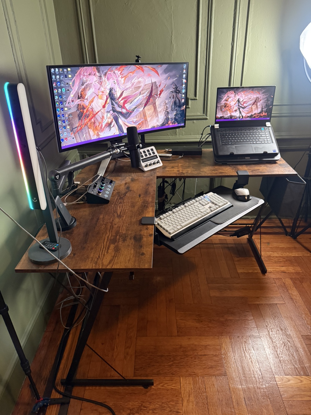 Desk L Shaped + Keyboard Tray — Gaming Desk, Office Desk - photo 2