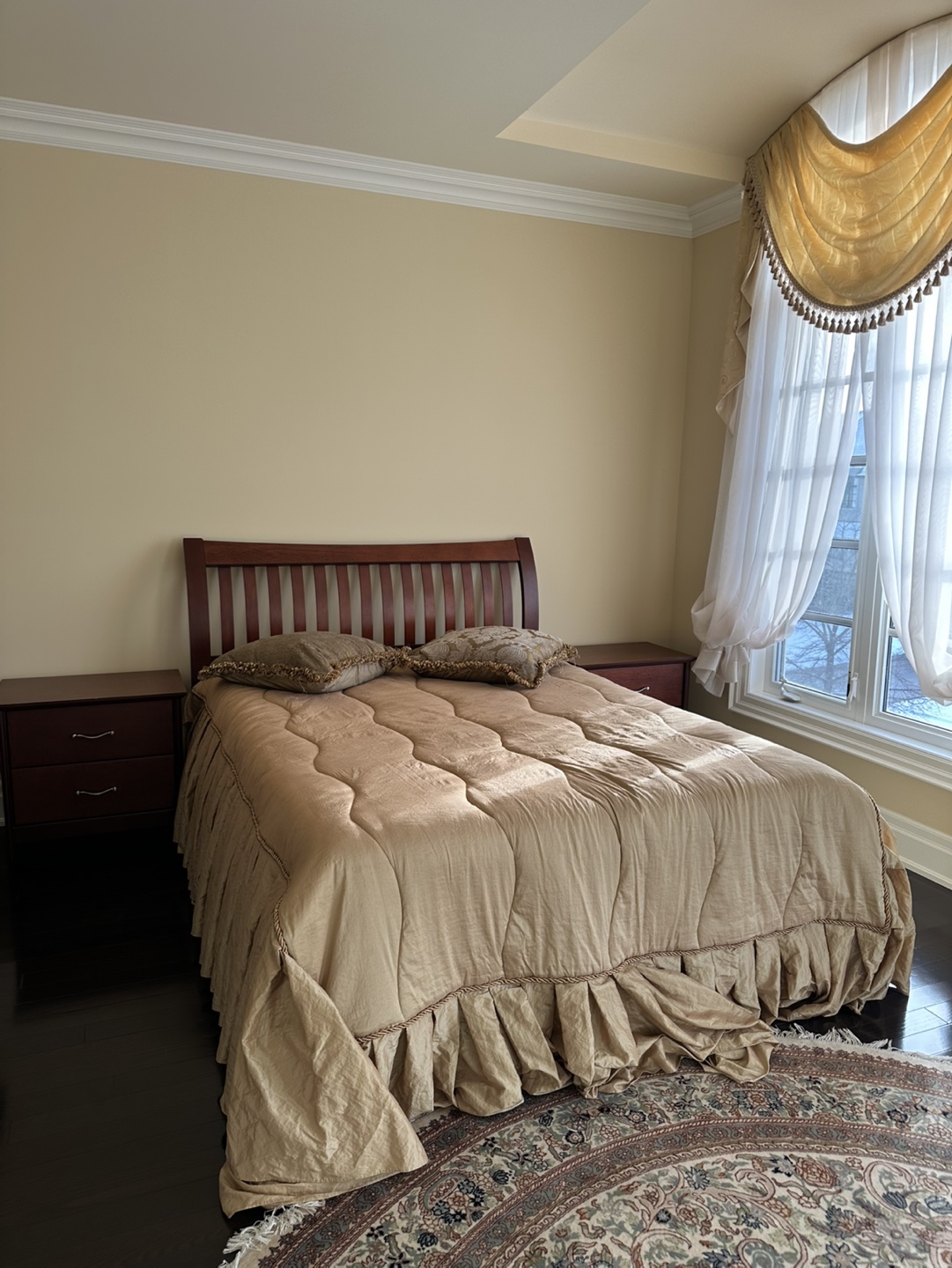 3 piece queen bedroom with mattress