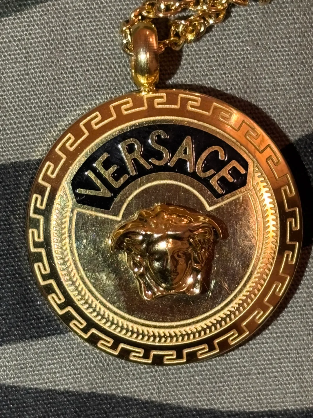 Versace Gold plated  Necklace image indicator(9)