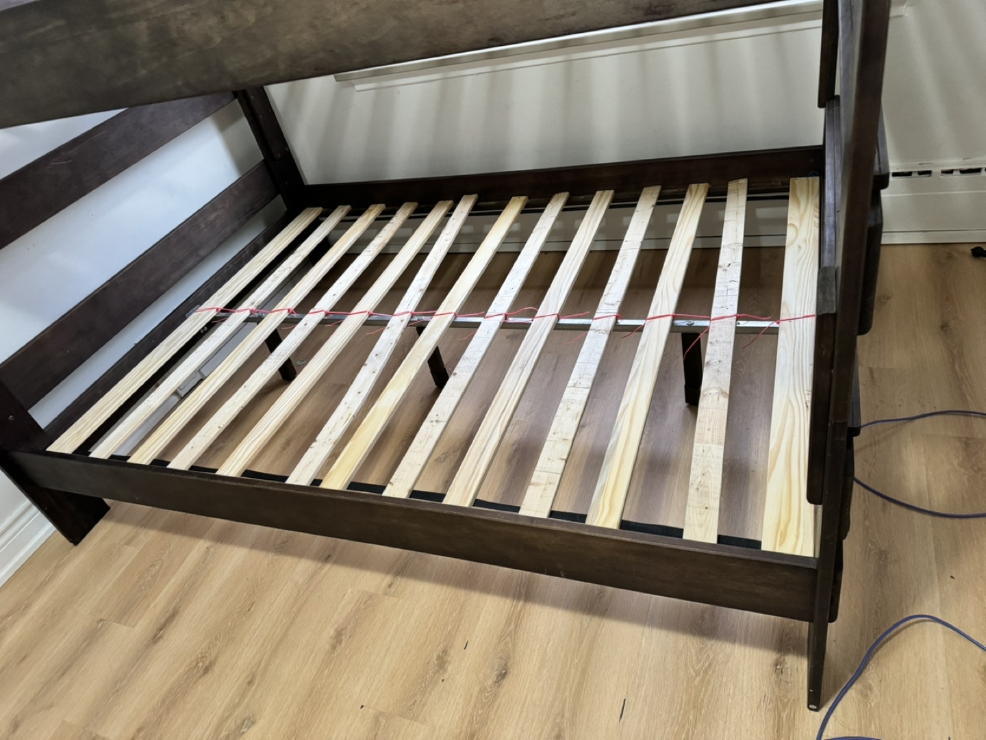 Bunk Bed queen over queen - photo 2