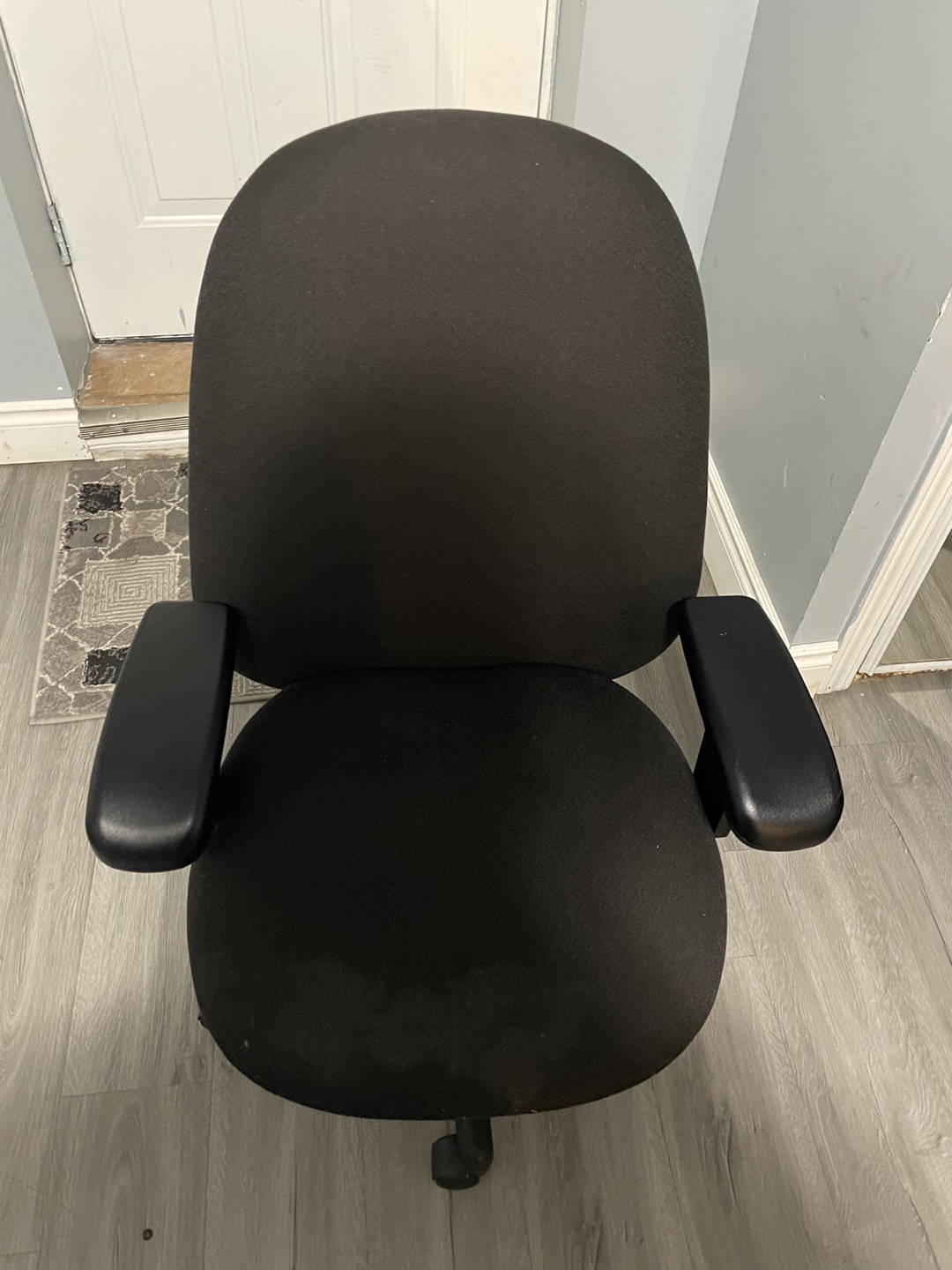 Black Office Chair - photo 4
