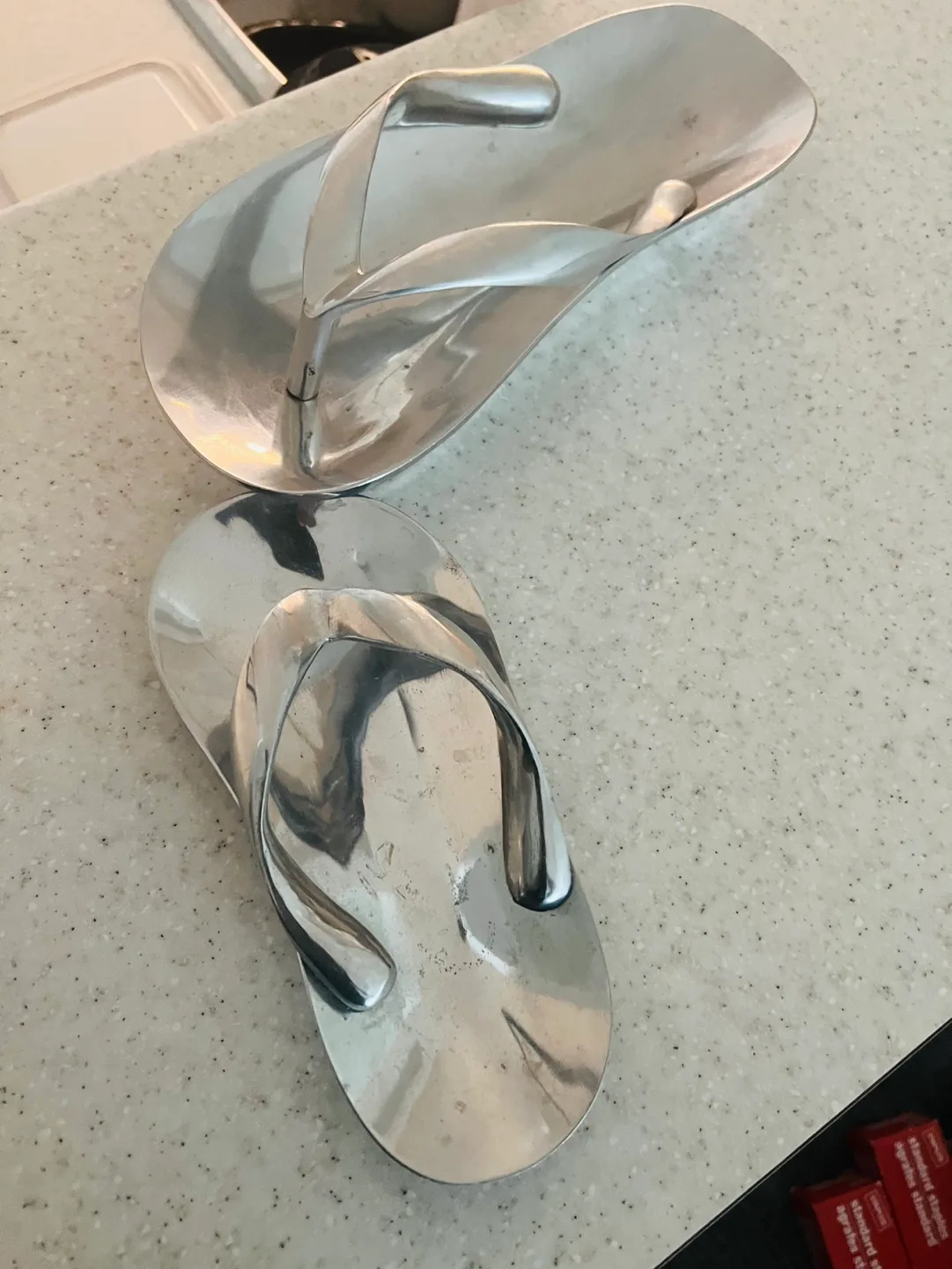 Metal Flip Flop Serving Trays image indicator(4)