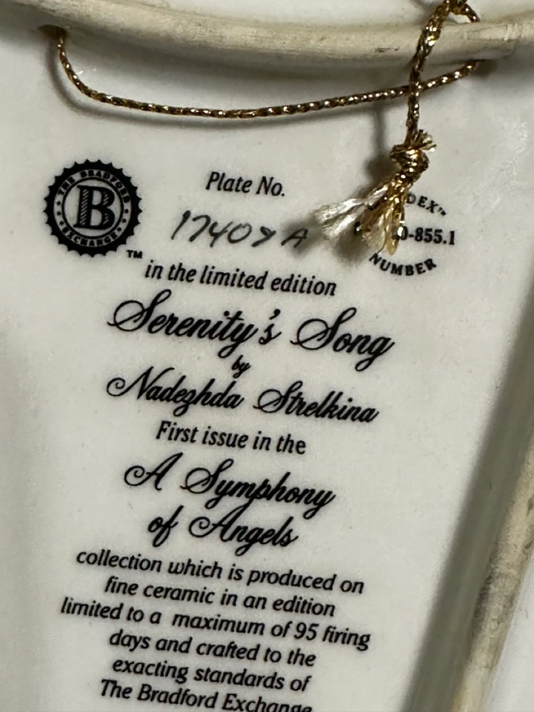 The Bradford Exchange Serenity's Song Angel Plate image indicator(6)