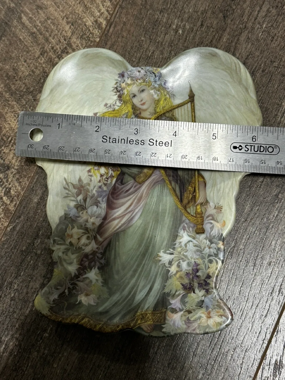 The Bradford Exchange Serenity's Song Angel Plate image indicator(8)
