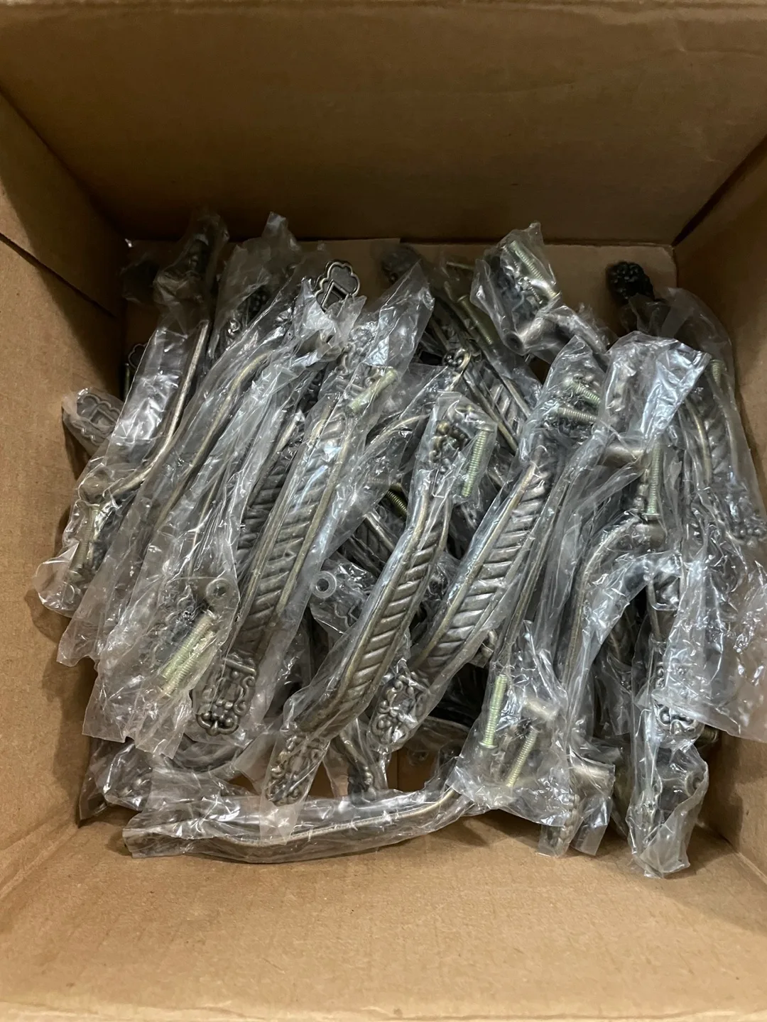 Cabinet Handles image indicator(2)