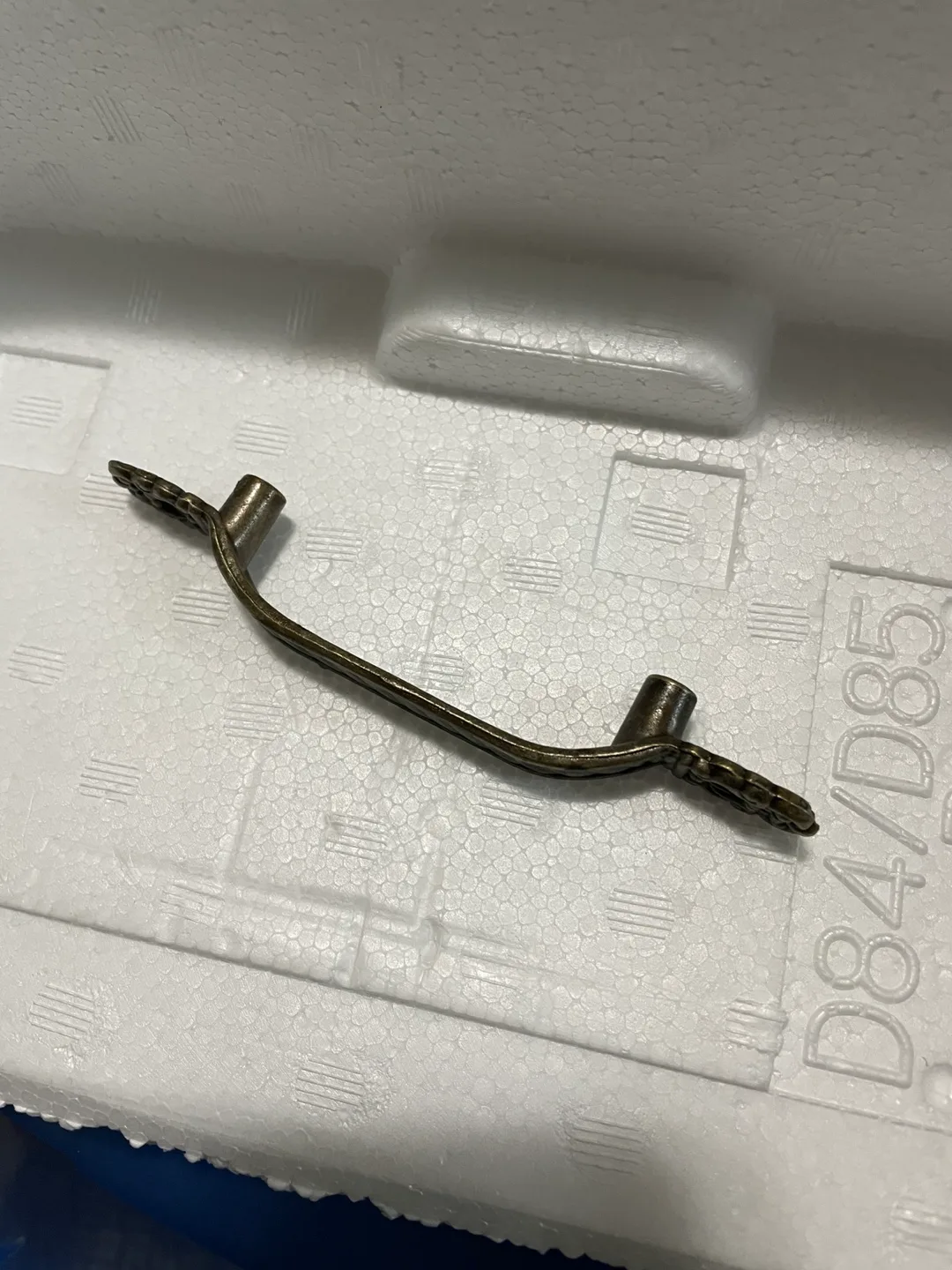 Cabinet Handles image indicator(3)