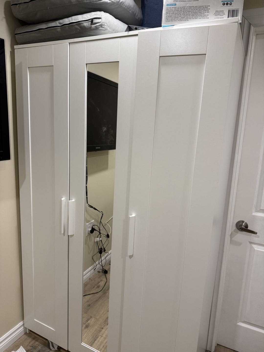 White Wardrobe with Mirror from IKEA - photo 2