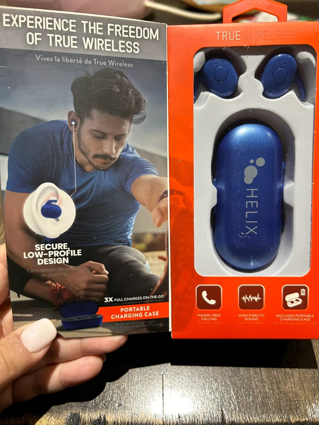 Helix True Wireless High Fidelity Earbuds image indicator(2)