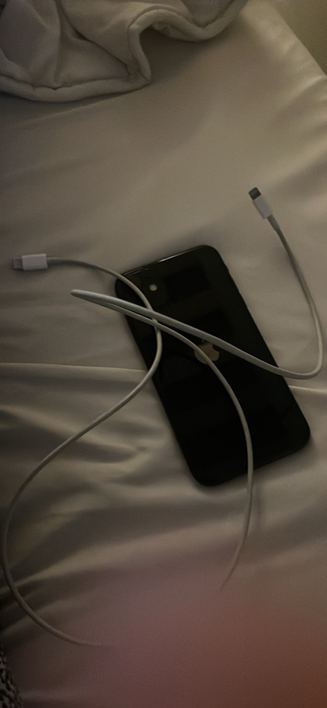 iPhone 11 128 GB in mint condition - photo 2
