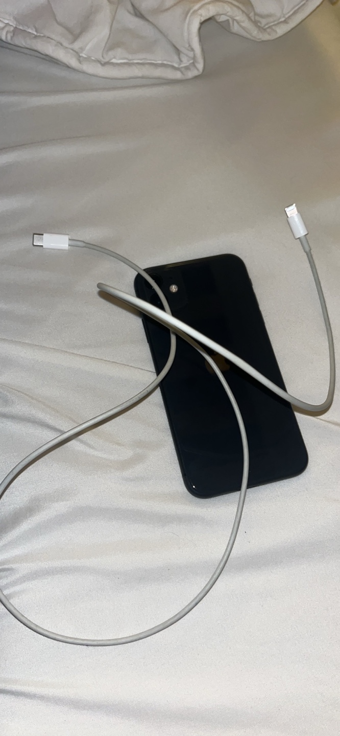 iPhone 11 128 GB in mint condition