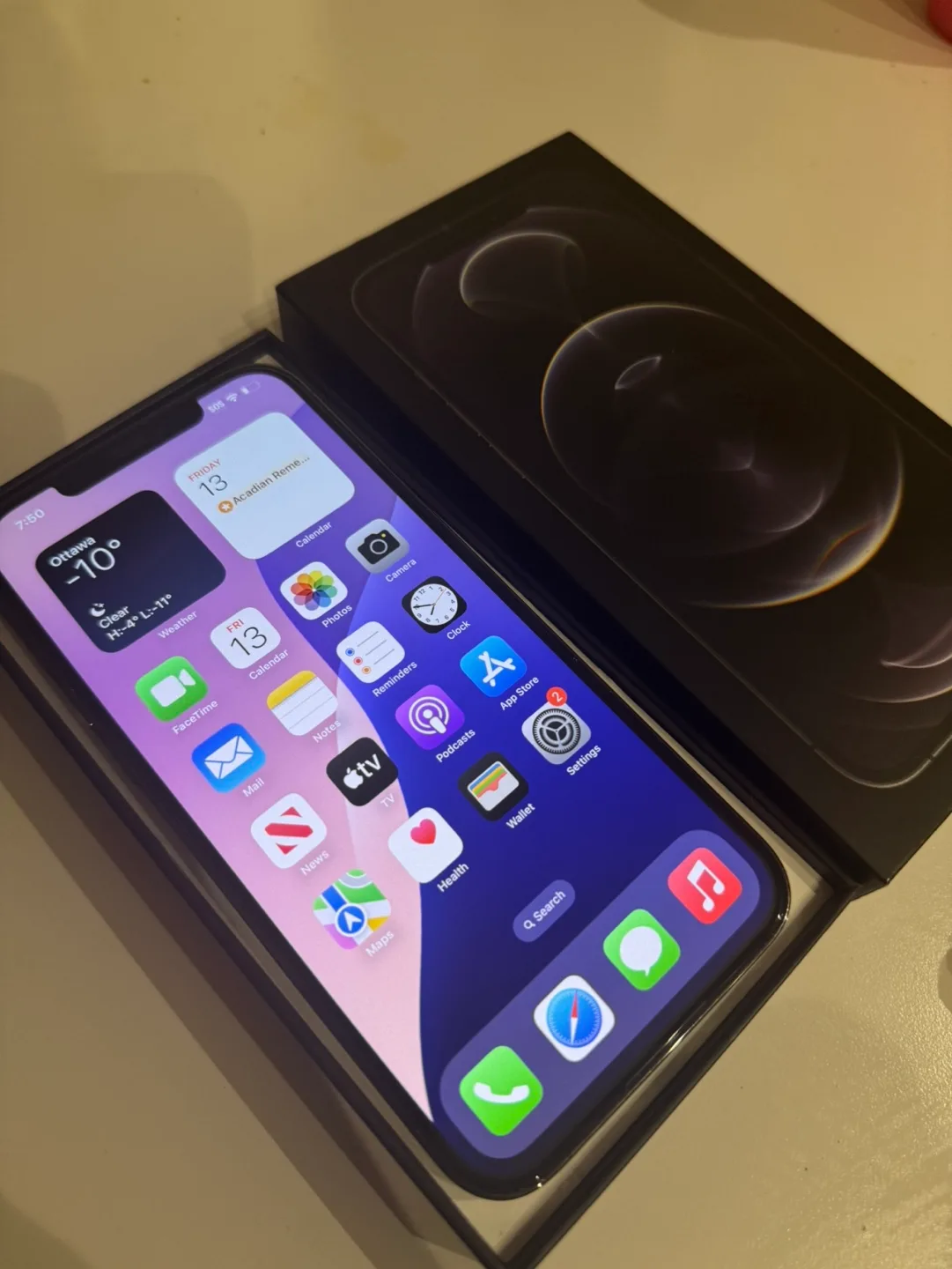 iPhone 12 Pro Max - Graphite 256 gb - 87% Battery Health thumbnail