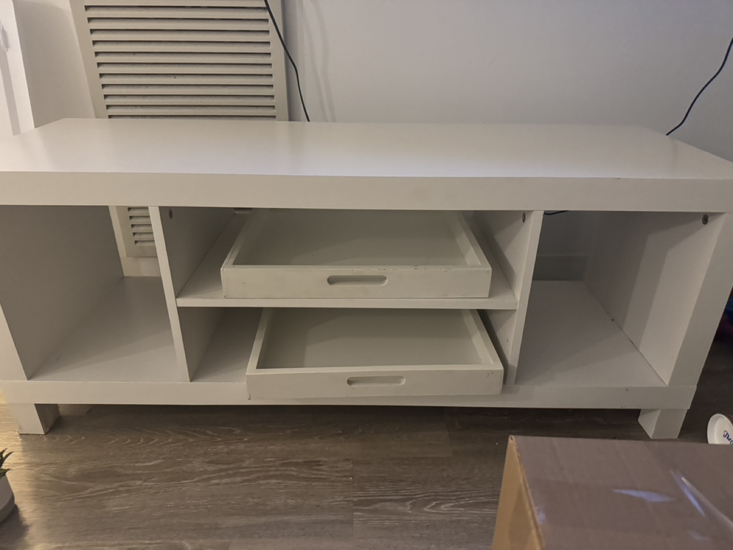 Tv stand