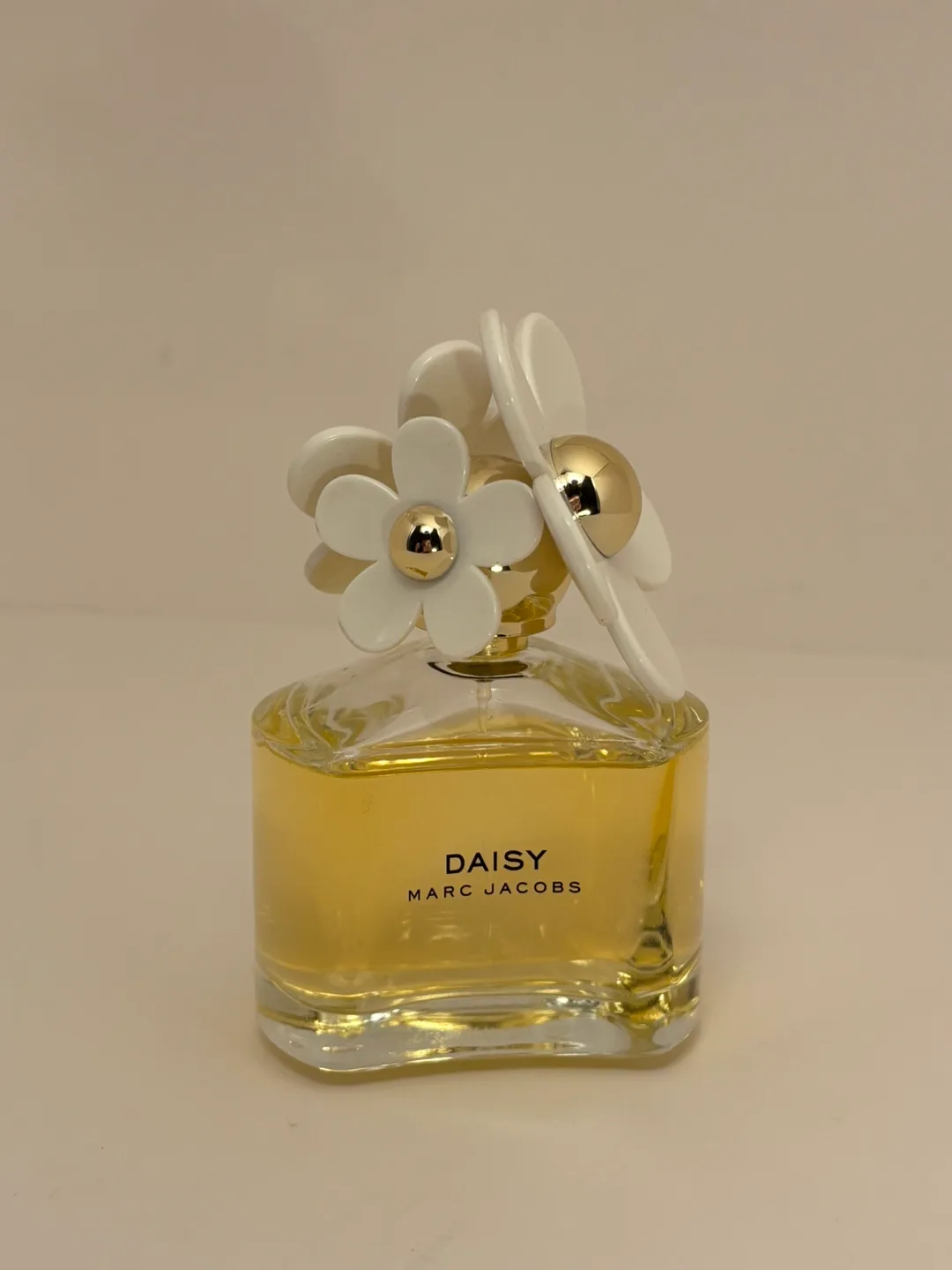 Marc Jacobs Daisy Perfume image indicator(3)