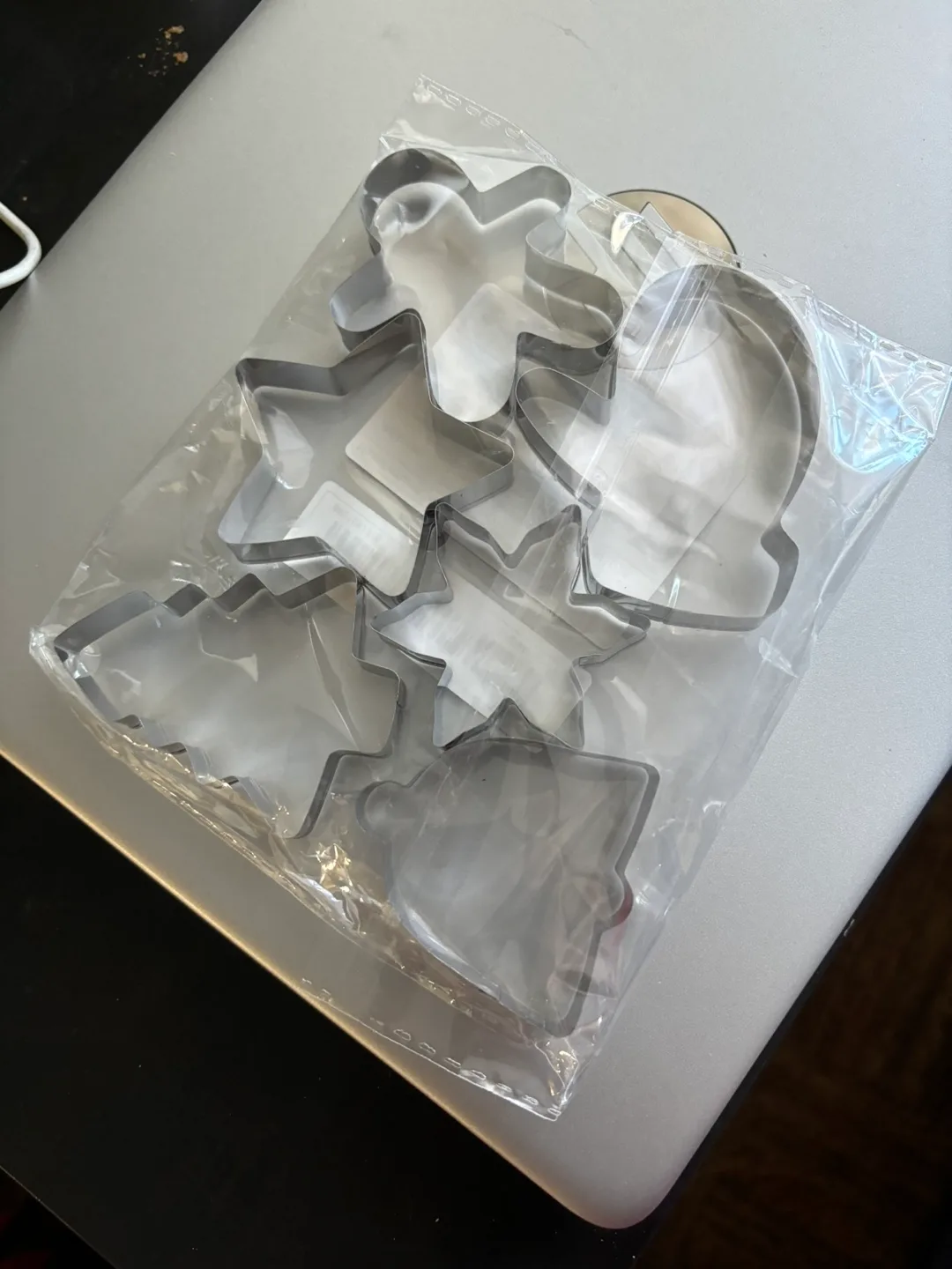 NEW Christmas Cookie Cutters - Set of 6 image indicator(4)