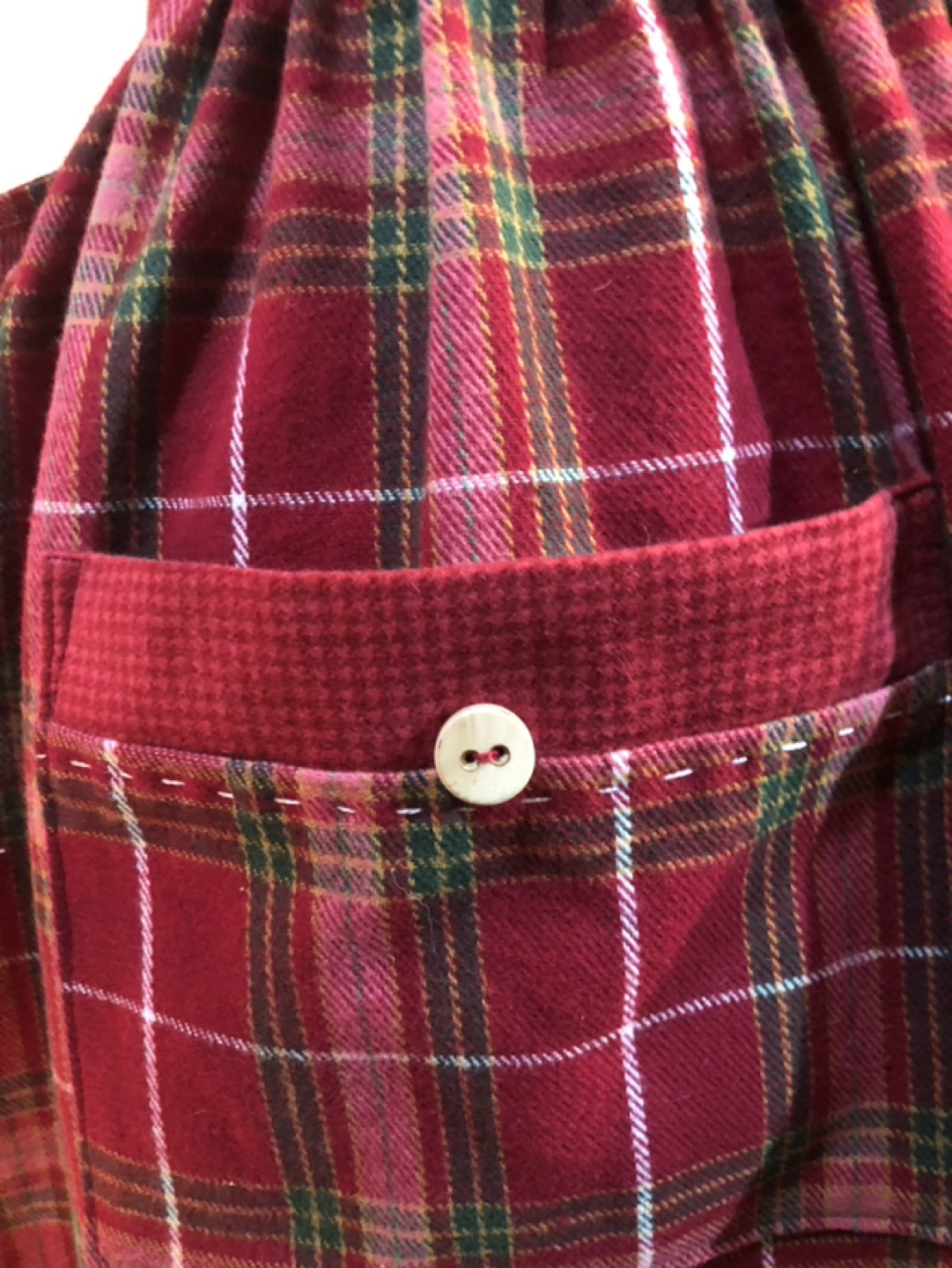CHRISTMAS Red Plaid Hosting Apron