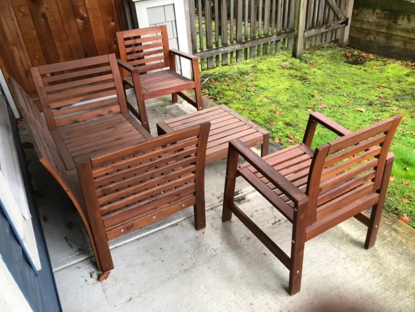 IKEA Outdoor Patio Furniture Set image indicator(4)