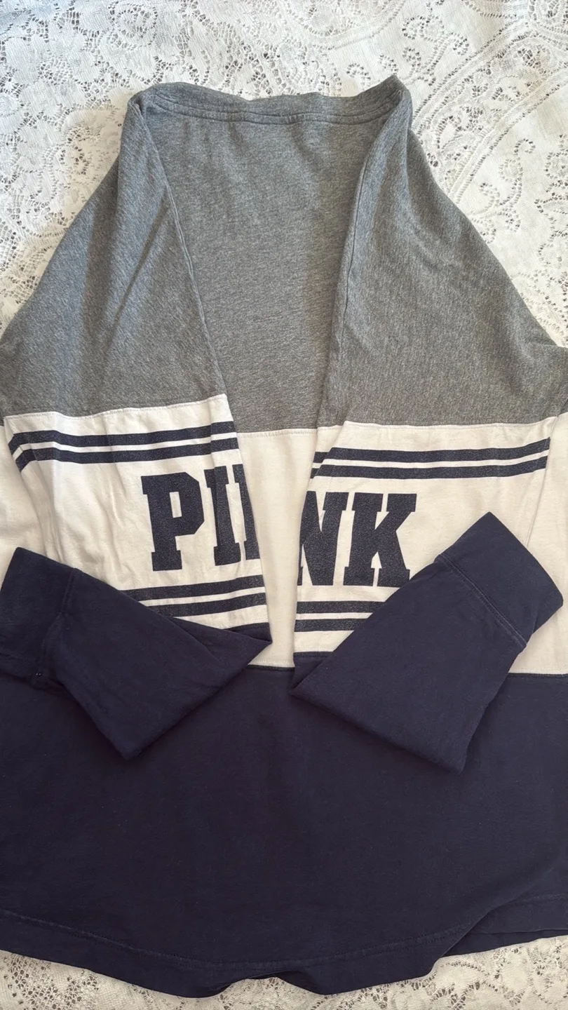 PINK Victoria's Secret Long Sleeve T-Shirt (Small) image indicator(7)