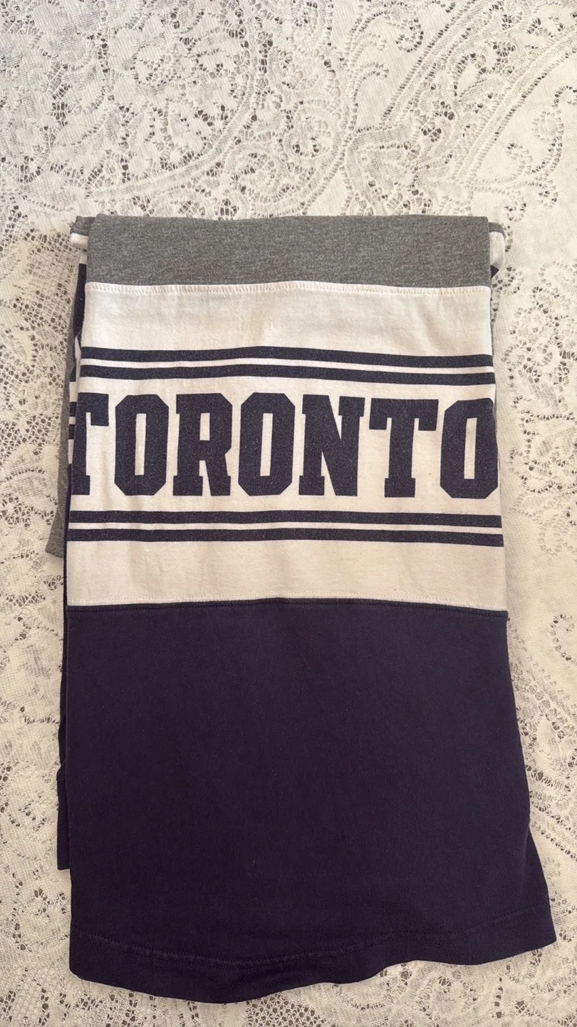 PINK Victoria's Secret Long Sleeve T-Shirt (Small) image indicator(6)