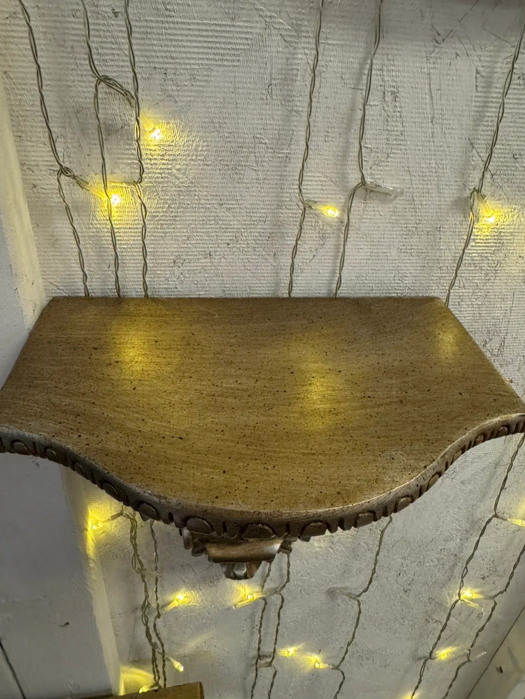 Set of 2 Ornate Wall Shelves image indicator(3)